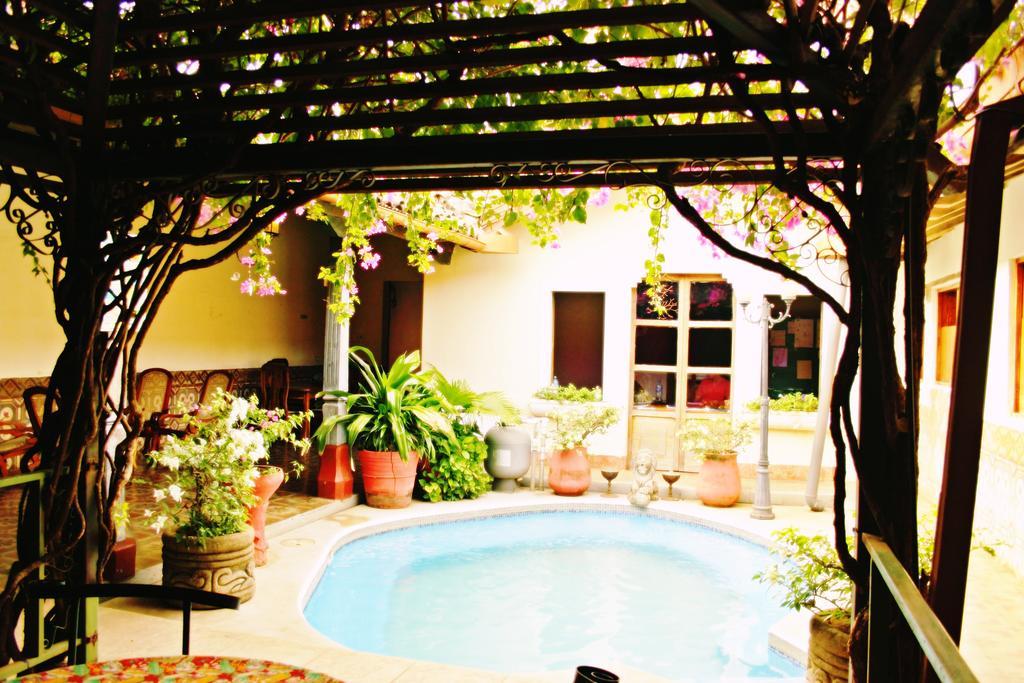 Hostal Sonati Leon Ngoại thất bức ảnh
