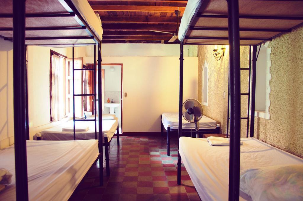 Hostal Sonati Leon Ngoại thất bức ảnh
