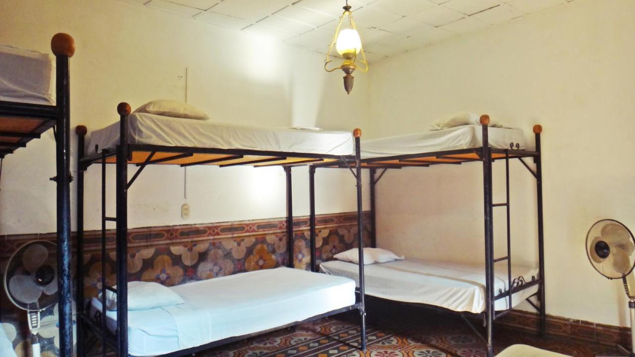 Hostal Sonati Leon Ngoại thất bức ảnh