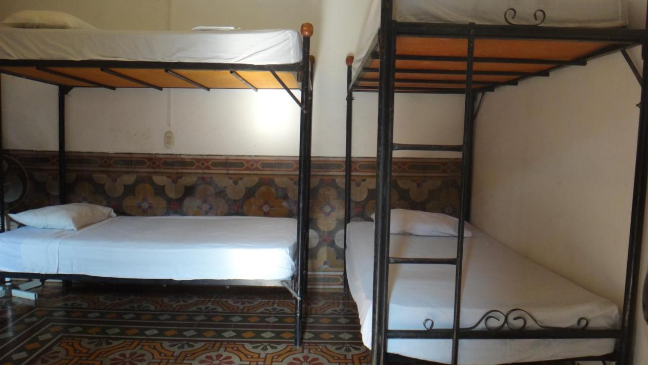 Hostal Sonati Leon Ngoại thất bức ảnh